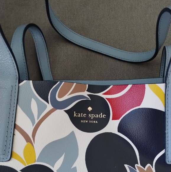 Kate Spade Reversible Arch Place Mya Breezy Floral Blue Leather Tote NWOT - Picture 5 of 9